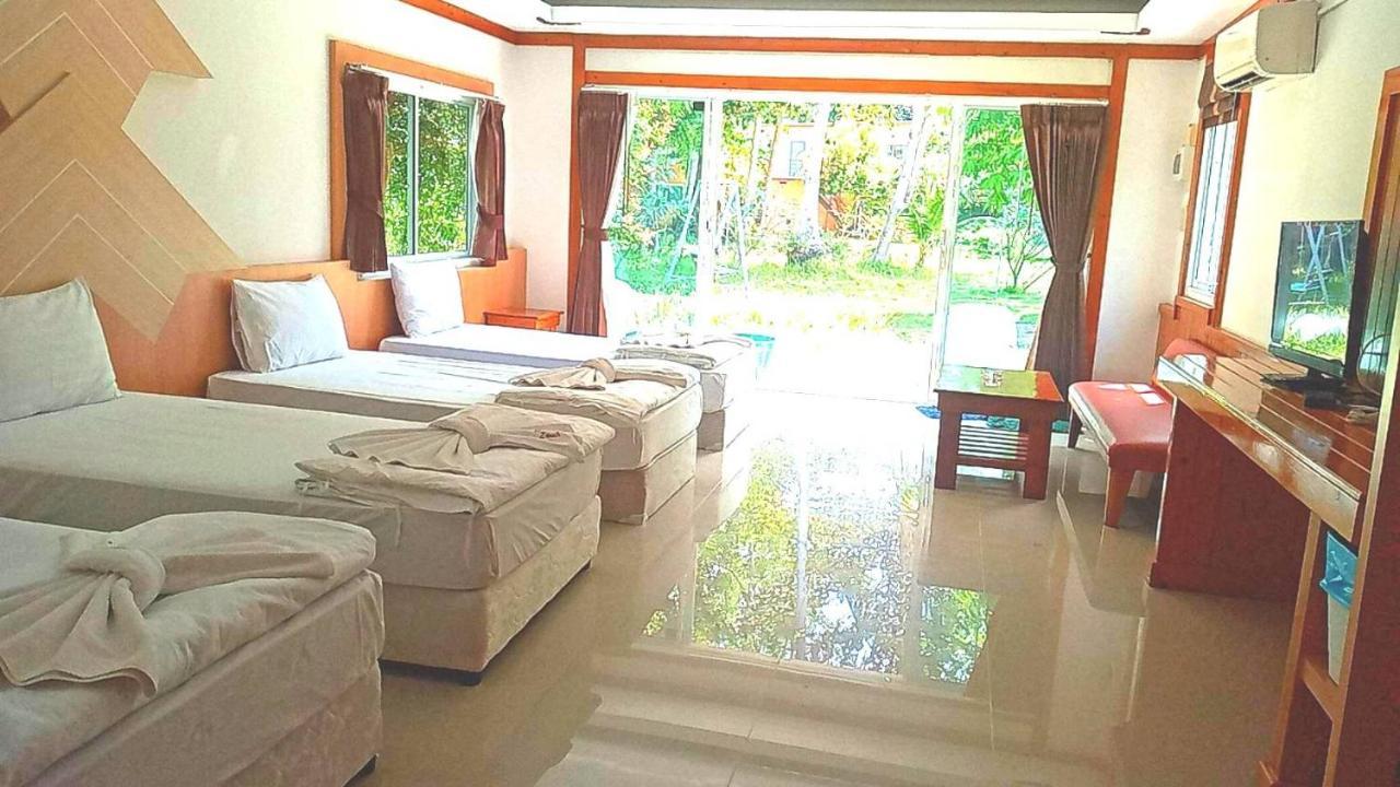 Z-Touch Lipe Island Resort Exterior photo