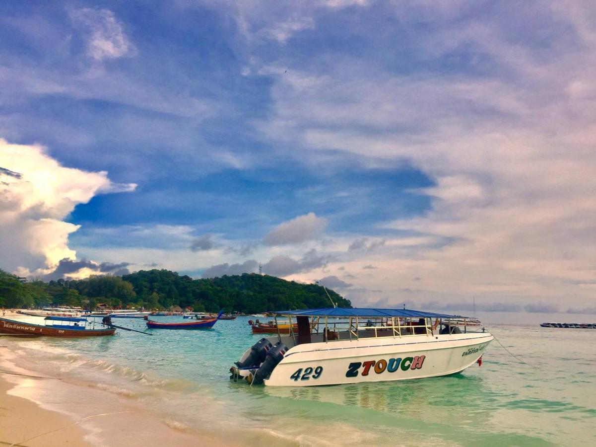 Z-Touch Lipe Island Resort Exterior photo