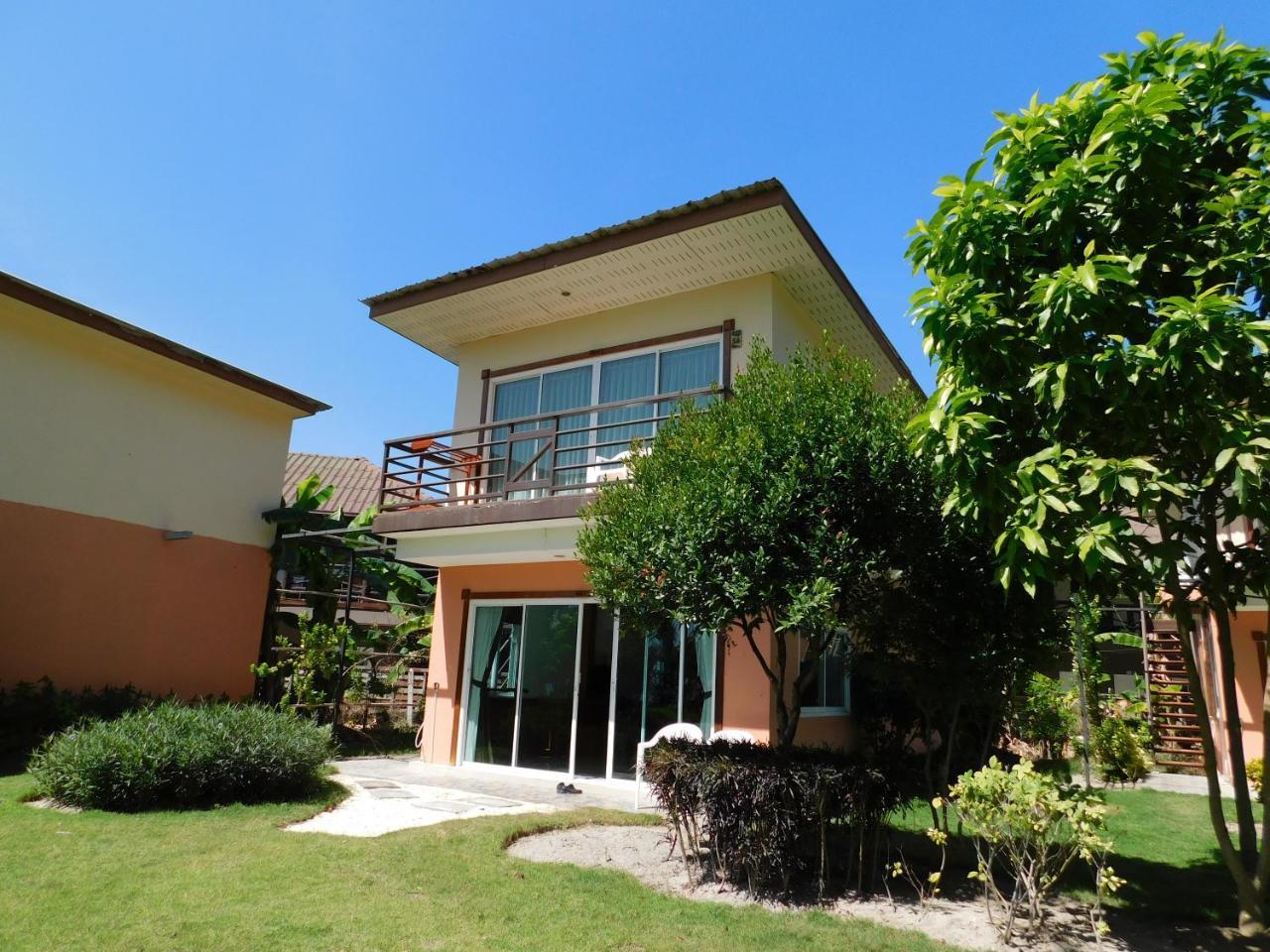 Z-Touch Lipe Island Resort Exterior photo
